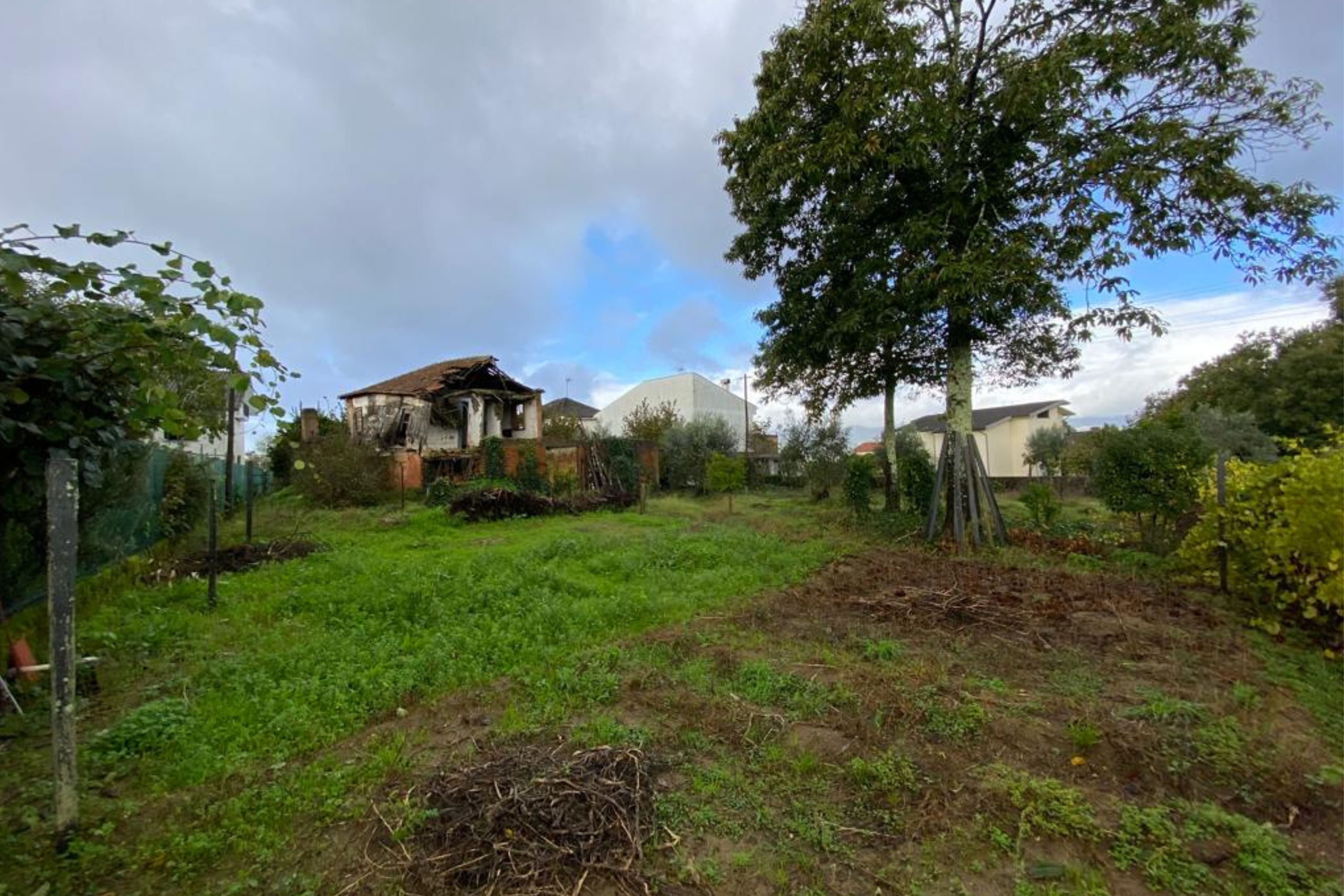 Moradia para Restaurar T1