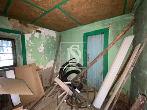 Moradia para Restaurar T1