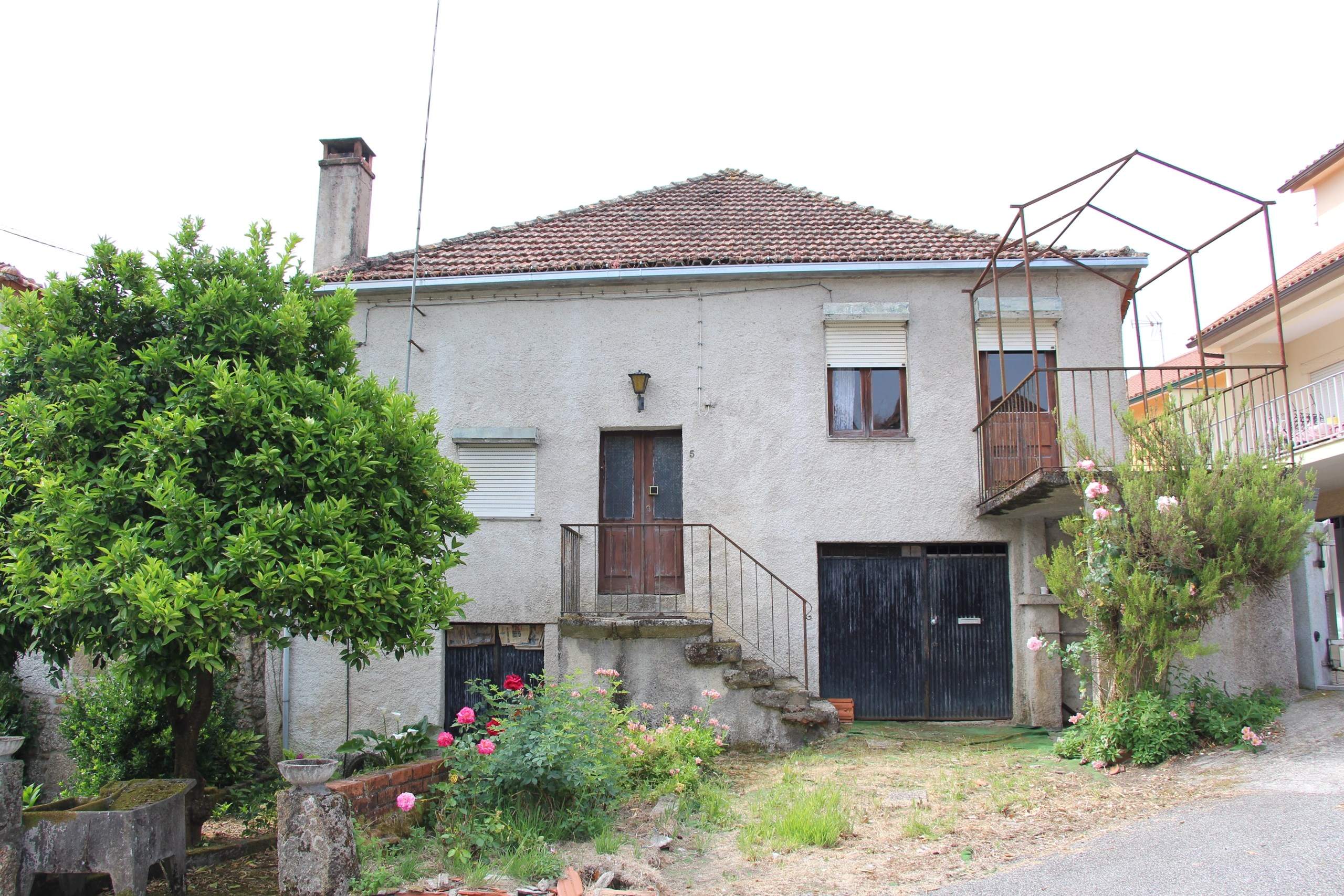 Moradia para Restaurar >=T10